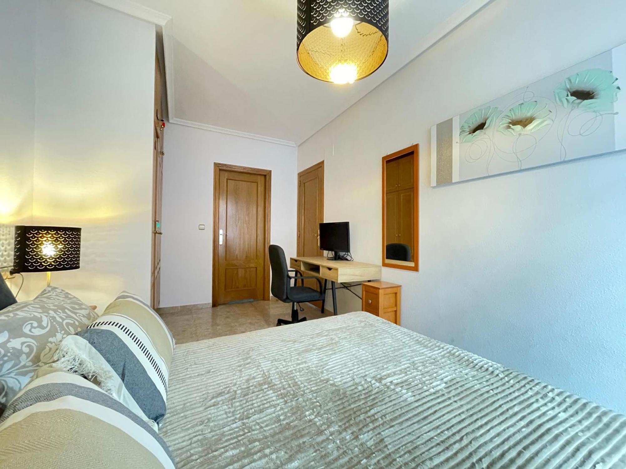 Superior La Playa! 3 Bedrooms! 2 Baths! Air Condition! Side Sea View! Торевьиа Экстерьер фото