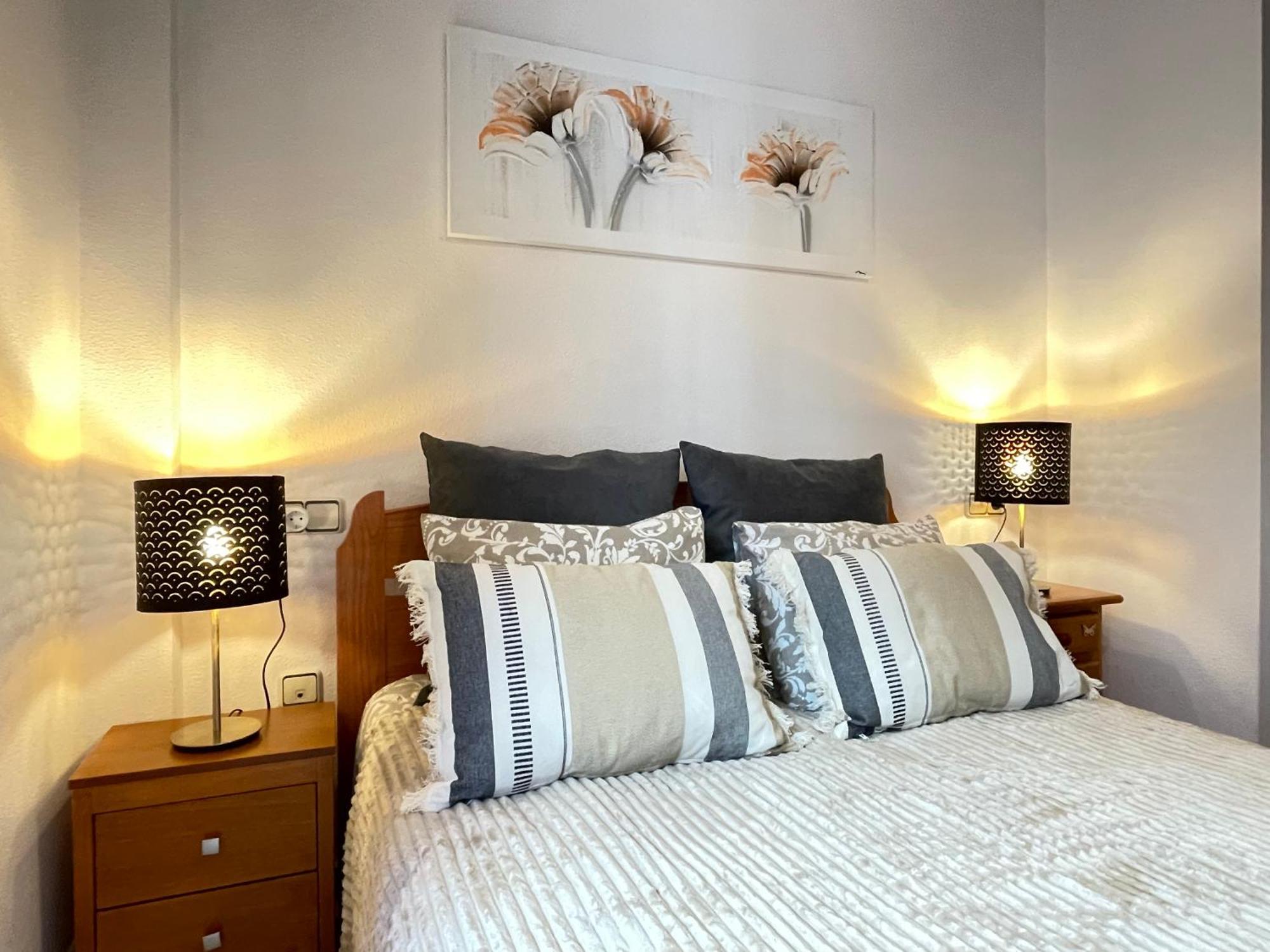 Superior La Playa! 3 Bedrooms! 2 Baths! Air Condition! Side Sea View! Торевьиа Экстерьер фото